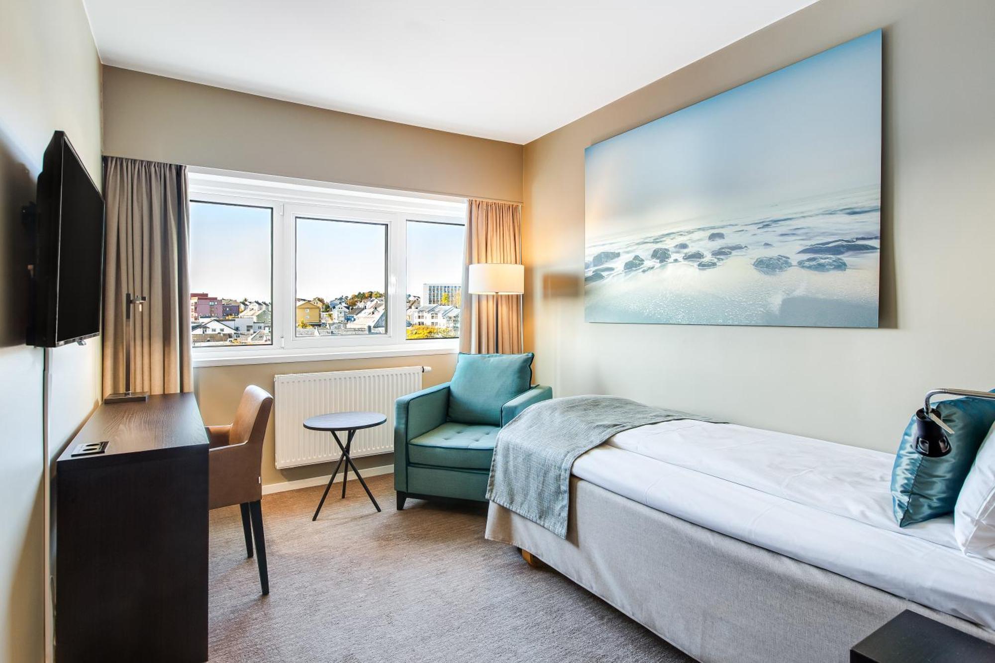 Quality Grand Hotel 4*
